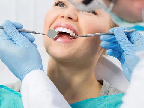 Răng khôn 'mọc dại': Khi nào thì bắt buộc phải nhổ?