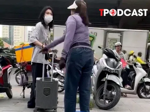 NÓNG 7/7: Danh tính nữ chủ quán trà đá đuổi cô gái đứng chờ xe trên vỉa hè Hà Nội
