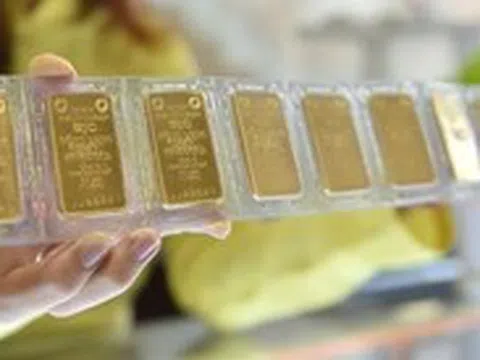 Giá vàng miếng SJC vọt lên 121 triệu đồng/lượng, USD ngân hàng giảm mạnh