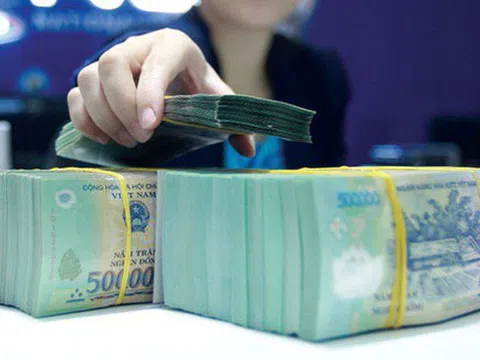 Vì sao lãi suất ngân hàng giảm liên tiếp?