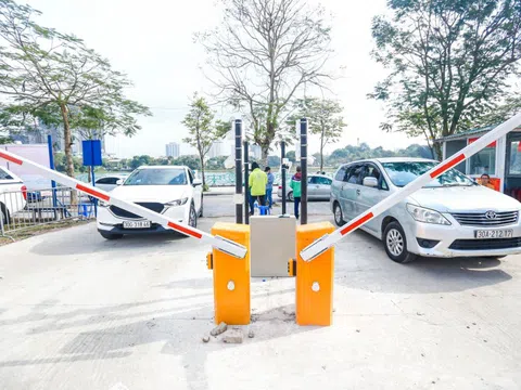 Bãi xe 'không tiền mặt' cũng sai phạm