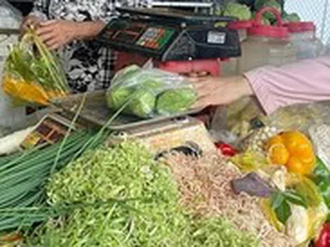 Hàng trăm kg hoa chuối ngâm với hàn the, cơ thể nhiễm độc hồi nào không biết