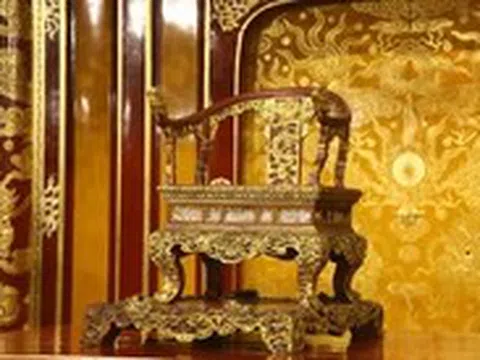 Bộ Văn hóa, Thể thao và Du lịch: Phục chế ngai vàng triều Nguyễn trả lại tình trạng giống nhất