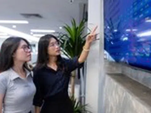 Nhóm GEX 'bung nóc', cổ phiếu Vietjet Air kịch trần, VN-Index vượt đỉnh 1.500