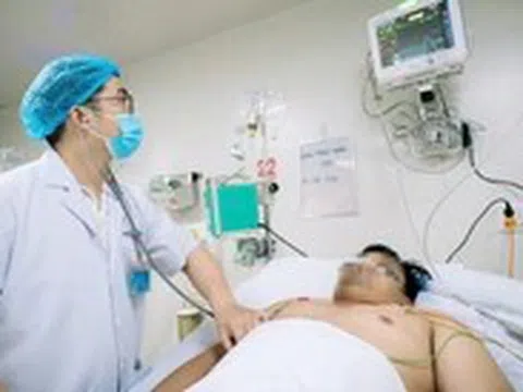 Sốt xuất huyết tăng 'nóng', giá vắc xin 'trên trời'