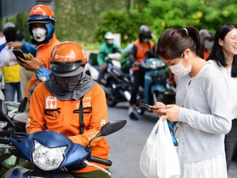 Giảm ô nhiễm không khí đô thị: Phủ xe buýt xanh, chuyển đổi xe xăng của 400.000 shipper