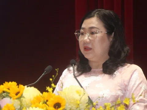Tiếp tục tăng cường cho trẻ mầm non làm quen tiếng Anh