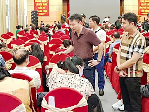 Giả vờ hỏi giá, kết bạn và lừa đảo