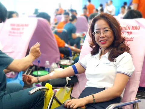 Sacombank tiếp nối hành trình “Chia sẻ từ trái tim” 2025