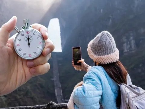 Đi chơi giờ cũng phải "hồi hộp": Điểm du lịch nổi tiếng gây tranh cãi vì đặt đồng hồ bấm giờ giới hạn thời gian chụp ảnh