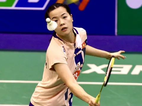 Nguyễn Thùy Linh ngược dòng kịch tính với chuỗi 8 điểm để vào vòng 2