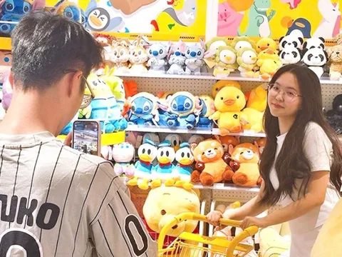 Hàng Trung Quốc đổ bộ Việt Nam