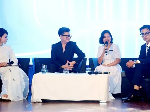 AI lên ngôi, sinh viên học cách trả lời 'Tôi là ai' như thế nào?