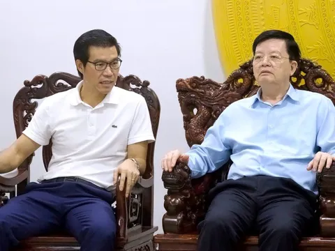 Phó thủ tướng Mai Văn Chính thăm Trường đại học Tôn Đức Thắng, dự bế mạc giải bóng đá công nhân