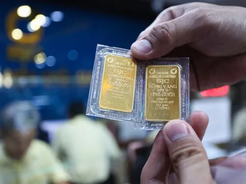 Giá vàng miếng SJC về dưới 150 triệu đồng/lượng
