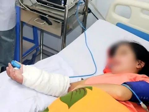 Sản phụ từng đứt lìa bàn tay đã sinh đôi bình an tại Bệnh viện Bình Dương