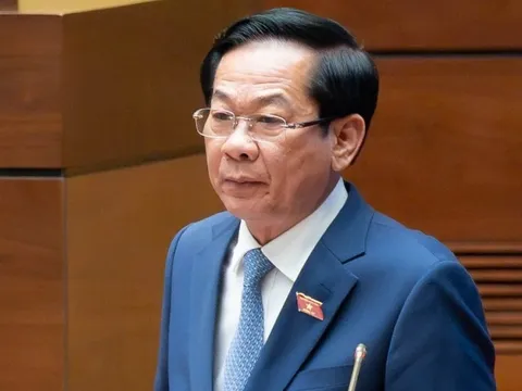 Bộ trưởng Nội vụ phản hồi về chính sách đặc thù thu hút, trọng dụng người tài năng