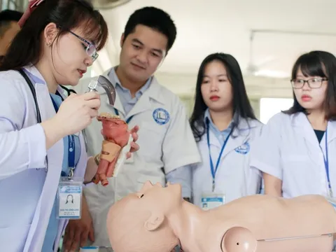 Đào tạo bác sĩ Việt Nam, bao giờ quốc tế công nhận? - Kỳ 2: Cần chuẩn hóa quy trình đào tạo