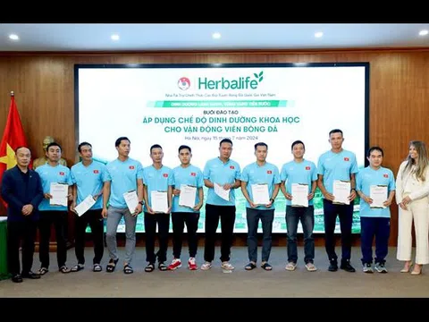 Herbalife Việt Nam và Liên đoàn Bóng đá Việt Nam tổ chức đào tạo về dinh dưỡng khoa học trong thể thao cho 58 câu lạc bộ bóng đá Việt Nam