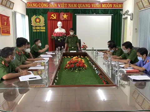 Bắt tạm giam nhóm bắt cóc nhân viên karaoke 15 tuổi đưa vào khách sạn hiếp dâm